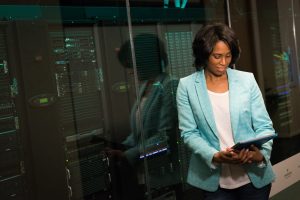 Lire la suite à propos de l’article Comment Configurer les GPO pour la Gestion des Utilisateurs Windows