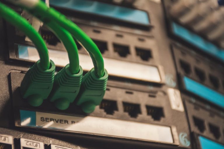 Comprendre le modèle TCP/IP : Fondamentaux et diagnostic réseau 2026