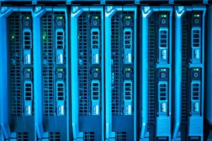 Lire la suite à propos de l’article Virtualisation vs Conteneurs : Quel choix pour votre infra en 2026 ?