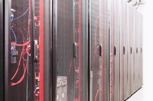 Lire la suite à propos de l’article Administration Linux : CentOS vs Ubuntu Server en 2026 – Lequel Choisir ?
