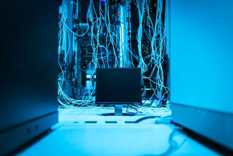 Supervision réseau avec SNMP : Le guide complet en 2026