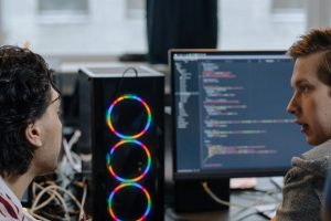 Lire la suite à propos de l’article 7 best practices DevOps pour sécuriser vos pipelines CI/CD en 2026