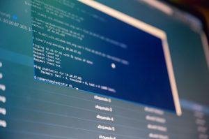 Lire la suite à propos de l’article Serveur Linux lent : 10 commandes CLI pour diagnostiquer en direct